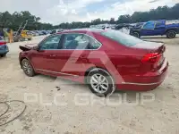 2016 Volkswagen Passat photo