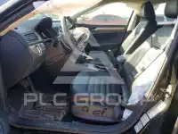 2016 Volkswagen Passat photo