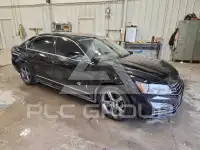2016 Volkswagen Passat photo