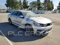 2016 Volkswagen Passat фото