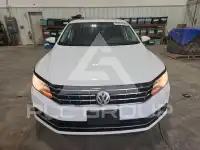 2016 Volkswagen Passat фото