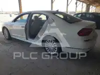 2016 Volkswagen Passat фото