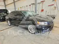 2016 Volkswagen Passat photo