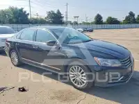 2016 Volkswagen Passat фото
