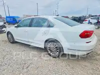 2016 Volkswagen Passat фото
