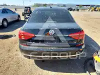 2016 Volkswagen Passat photo
