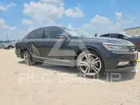 2016 Volkswagen Passat photo
