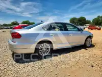 2016 Volkswagen Passat photo