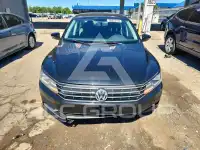 2016 Volkswagen Passat photo