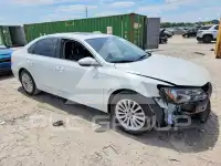 2016 Volkswagen Passat фото