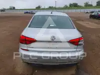 2016 Volkswagen Passat фото