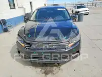 2016 Volkswagen Passat фото