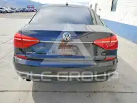 2016 Volkswagen Passat фото