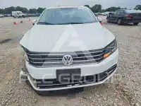 2016 Volkswagen Passat фото