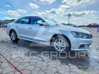 2016 Volkswagen Passat фото