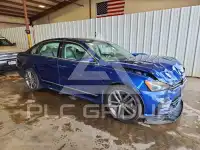 2016 Volkswagen Passat photo