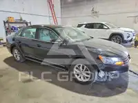 2016 Volkswagen Passat photo