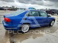 2016 Volkswagen Passat фото