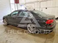 2016 Volkswagen Passat photo