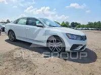 2016 Volkswagen Passat фото