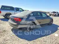 2016 Volkswagen Passat photo