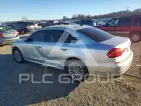 2016 Volkswagen Passat фото