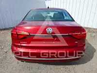 2016 Volkswagen Passat photo