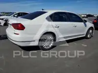 2016 Volkswagen Passat photo