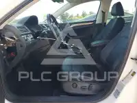 2016 Volkswagen Passat photo