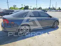 2016 Volkswagen Passat фото