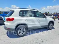 2016 Volkswagen Tiguan фото