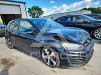 2016 Volkswagen GTI фото