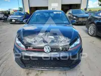 2016 Volkswagen GTI фото