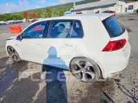 2016 Volkswagen GTI фото