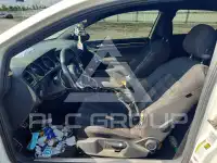 2016 Volkswagen GTI photo
