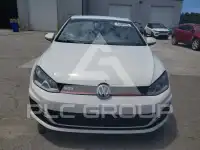 2016 Volkswagen GTI фото