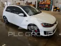 2016 Volkswagen GTI фото