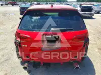 2016 Volkswagen GTI photo