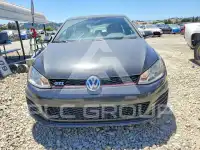 2016 Volkswagen GTI фото