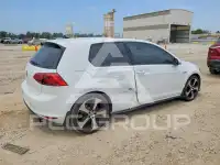 2016 Volkswagen GTI фото