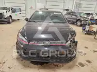 2016 Volkswagen GTI фото