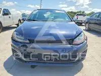 2016 Volkswagen GTI photo