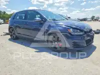 2016 Volkswagen GTI photo