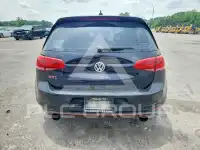 2016 Volkswagen GTI фото