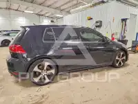2016 Volkswagen GTI фото