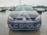 2016 Volkswagen GTI фото