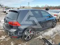 2016 Volkswagen GTI фото