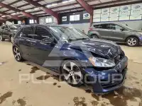 2016 Volkswagen GTI фото