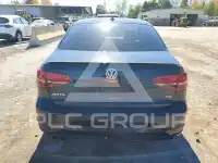 2016 Volkswagen Jetta фото