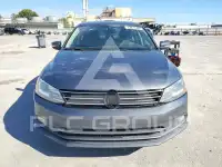 2016 Volkswagen Jetta фото